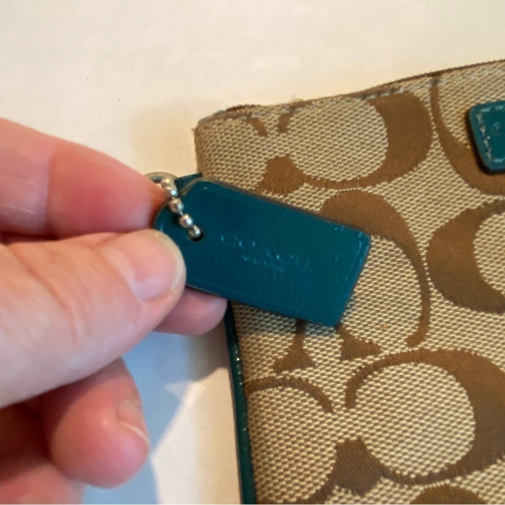 Coach Wristlet Signature Classic C Pattern - image 3
